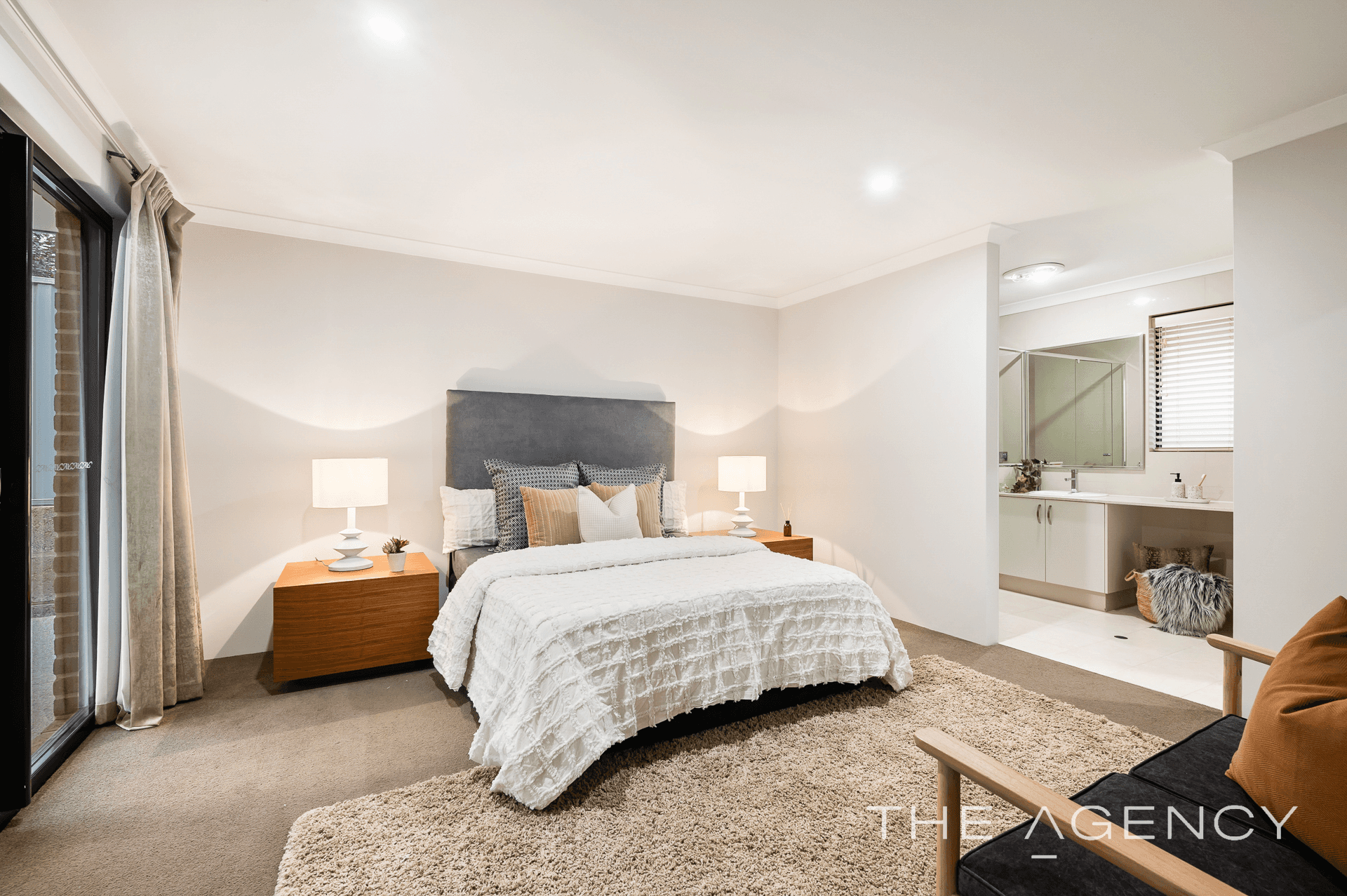 4 Bindarri Grove, Wandi, WA 6167