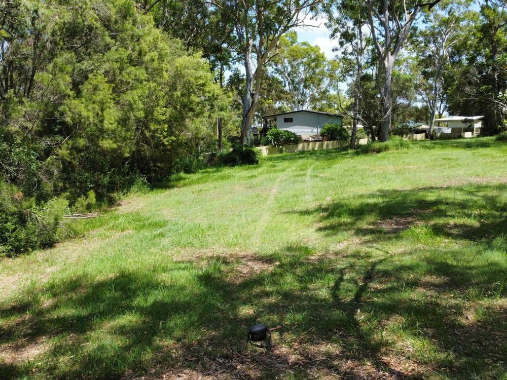 4 Cliff Terrace, MACLEAY ISLAND, QLD 4184