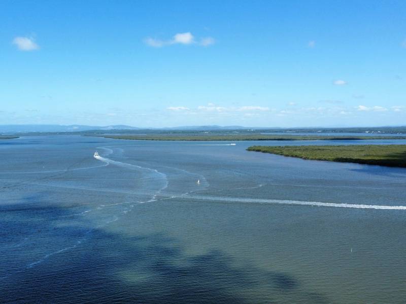 4 Cliff Terrace, MACLEAY ISLAND, QLD 4184