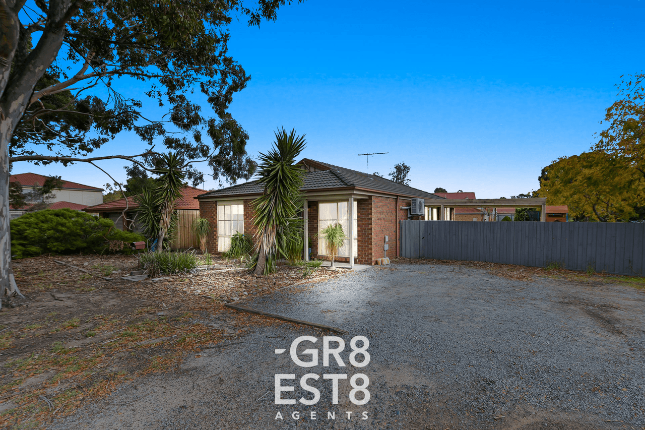 17 Banyalla Drive, CRANBOURNE WEST, VIC 3977