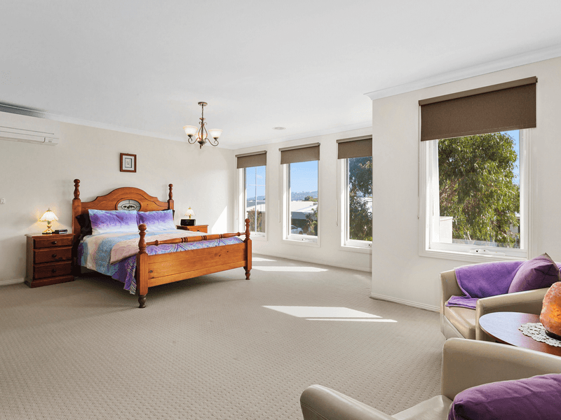 56 Oceanic Drive, SAFETY BEACH, VIC 3936