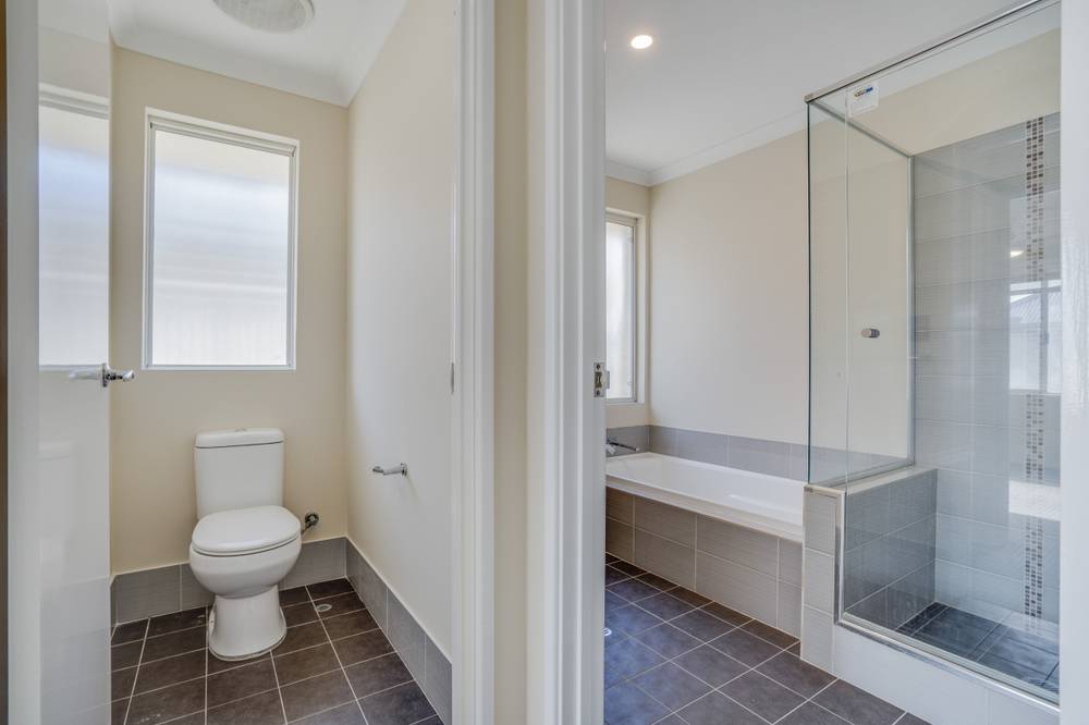 22 WHIPBIRD ROAD, ALKIMOS, WA 6038