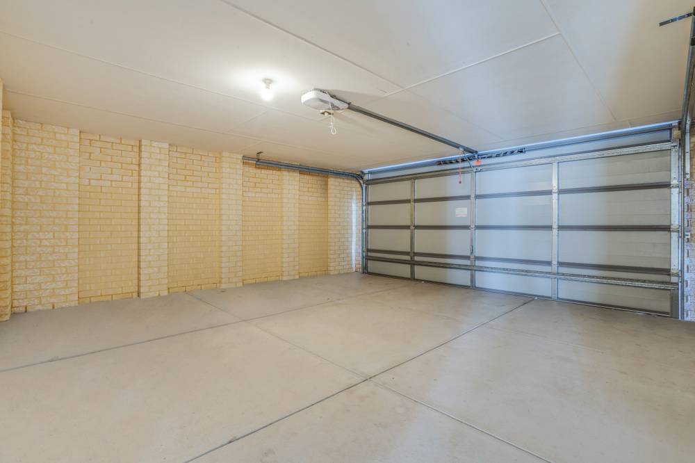 22 WHIPBIRD ROAD, ALKIMOS, WA 6038