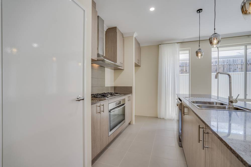 22 WHIPBIRD ROAD, ALKIMOS, WA 6038