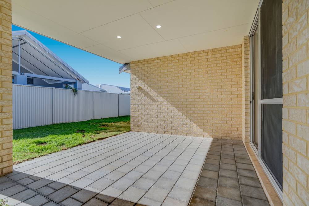 22 WHIPBIRD ROAD, ALKIMOS, WA 6038