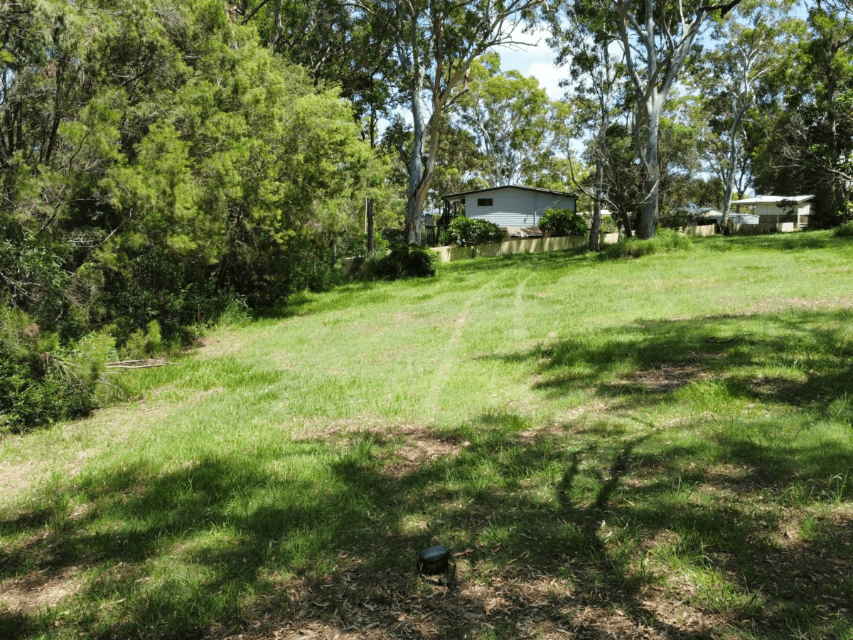 6 Cliff Terrace, MACLEAY ISLAND, QLD 4184