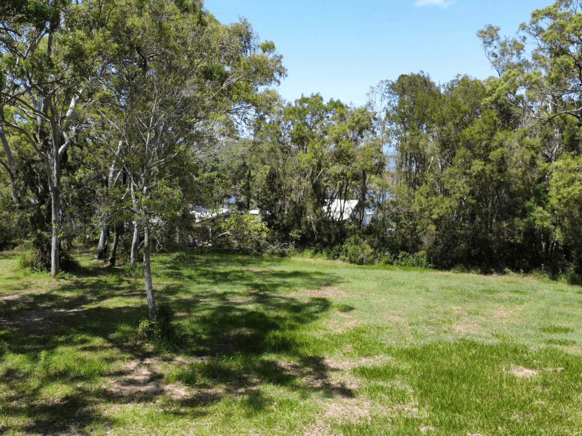 6 Cliff Terrace, MACLEAY ISLAND, QLD 4184