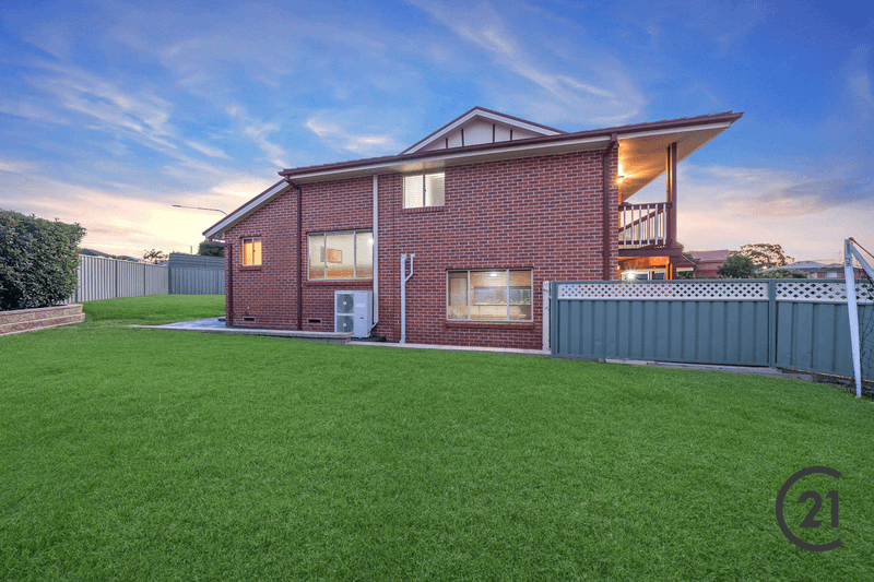 27 Carnival Way, Beaumont Hills, NSW 2155
