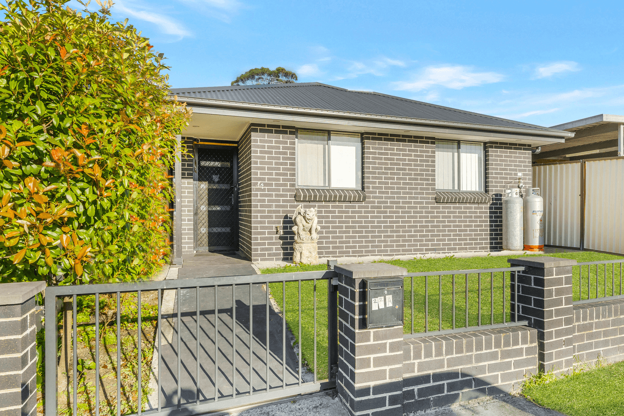 22 Arrowhead Road, GREENFIELD PARK, NSW 2176