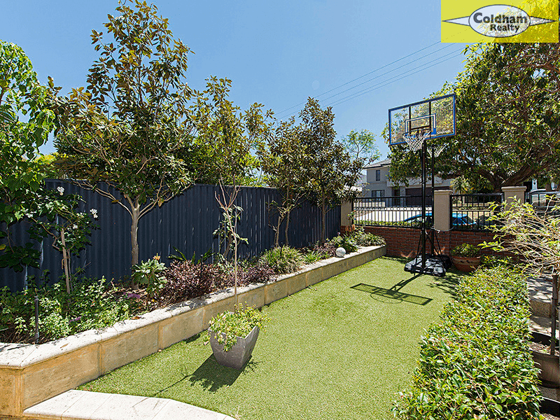 41 Roseberry Avenue, SOUTH PERTH, WA 6151