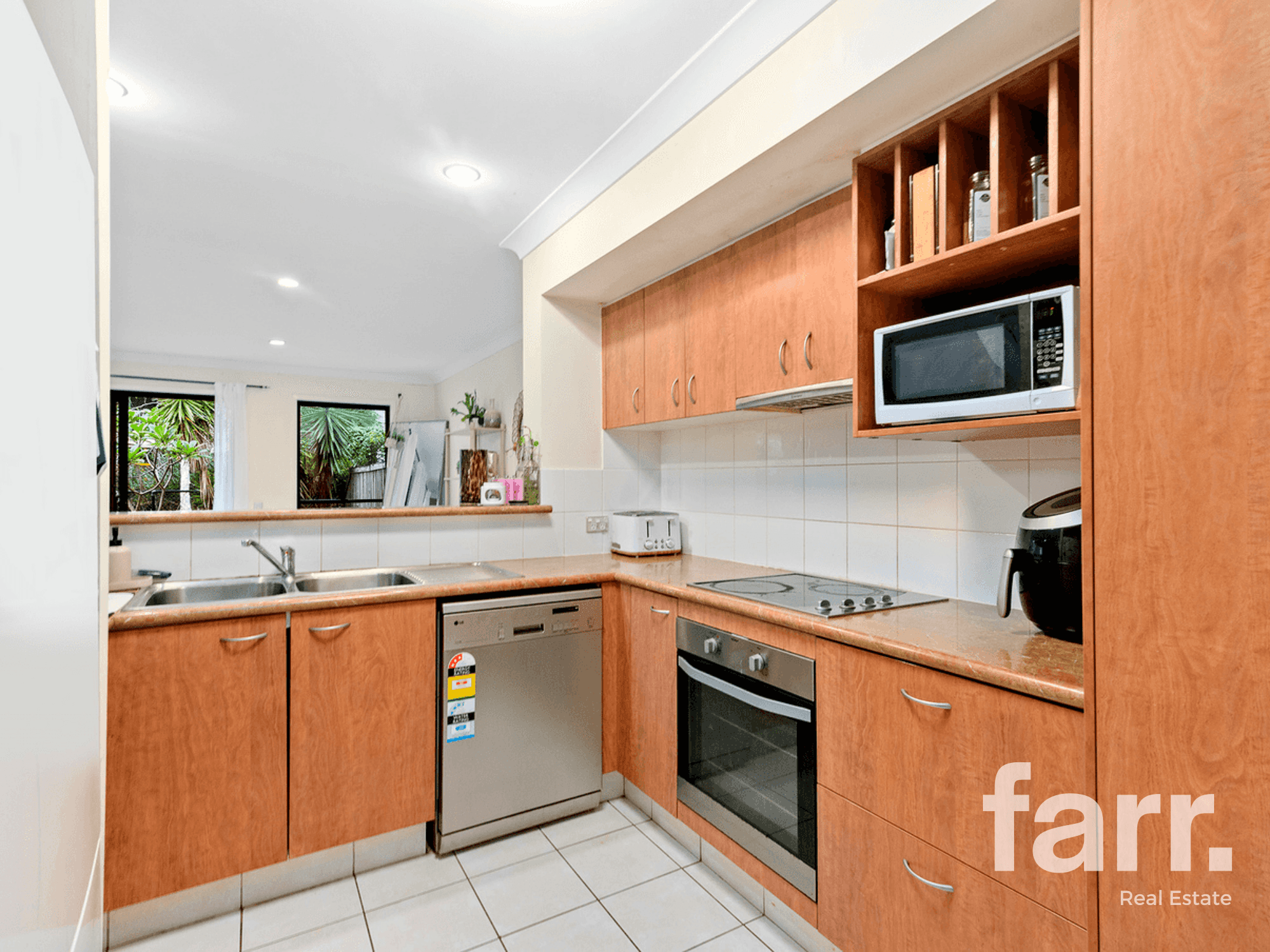 48/302 Christine Avenue, VARSITY LAKES, QLD 4227