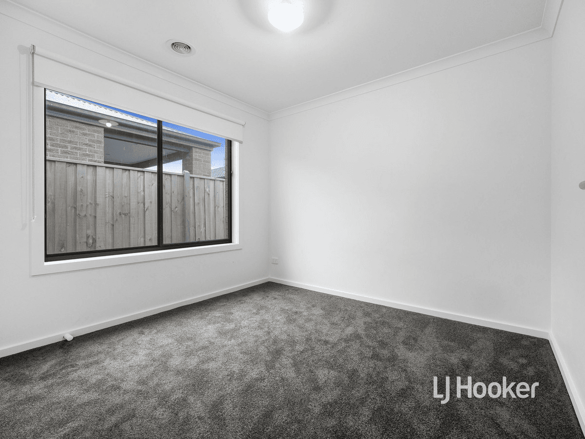 5 Pear Street, WYNDHAM VALE, VIC 3024