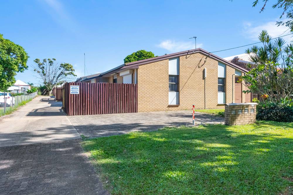 2/8 Moore Street, MACKAY, QLD 4740