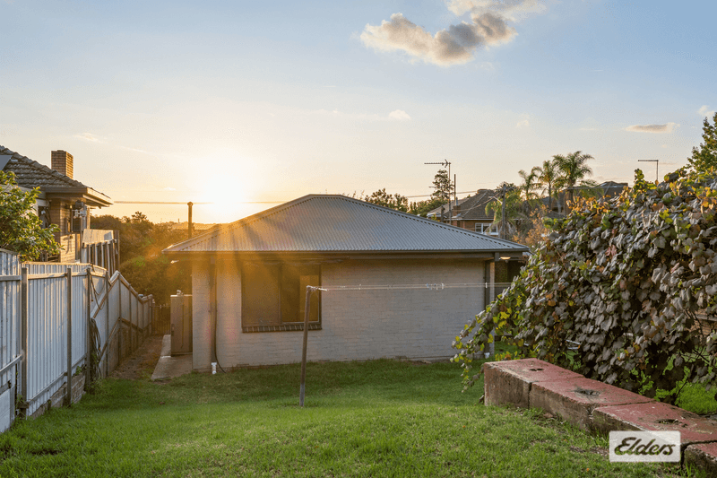 508 Saunders Avenue, East Albury, NSW 2640