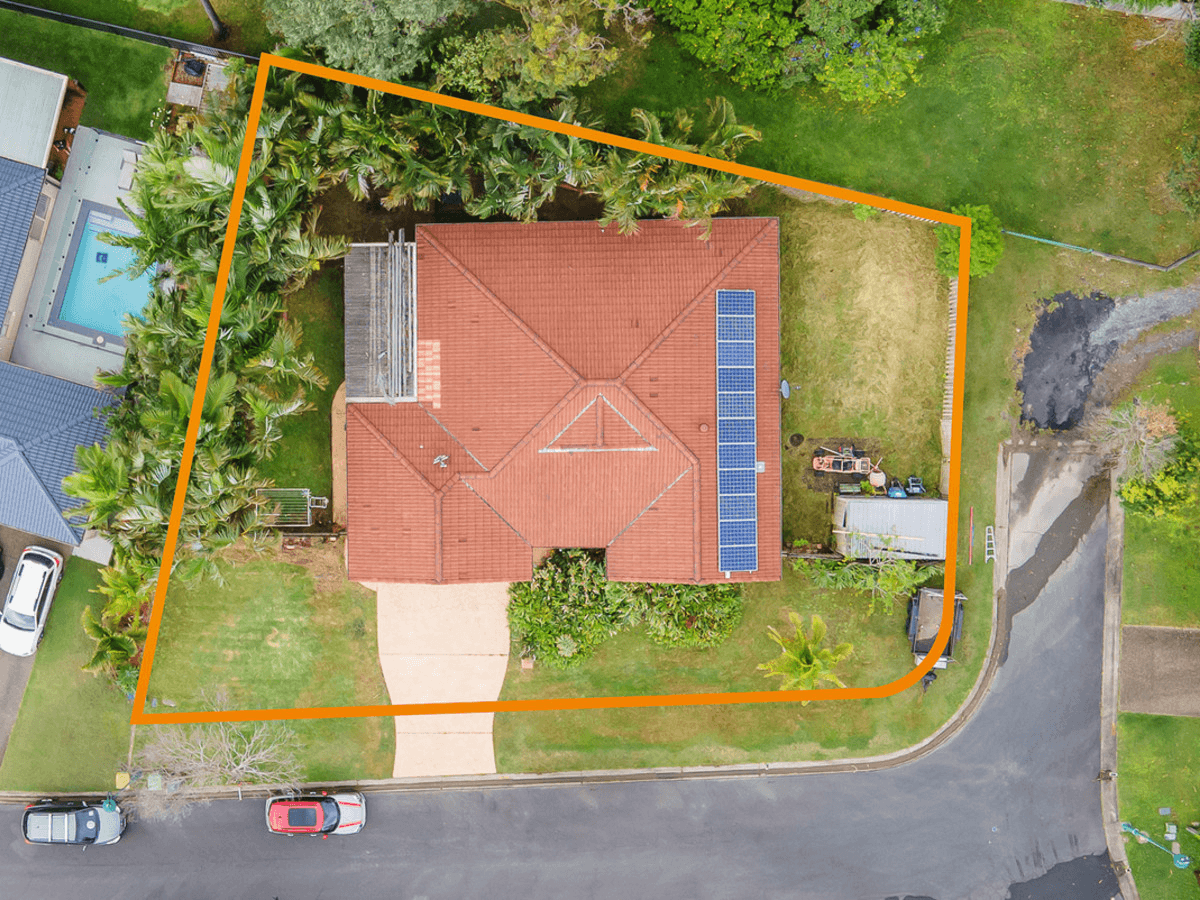 26 Enderbury Crescent, Pacific Pines, QLD 4211