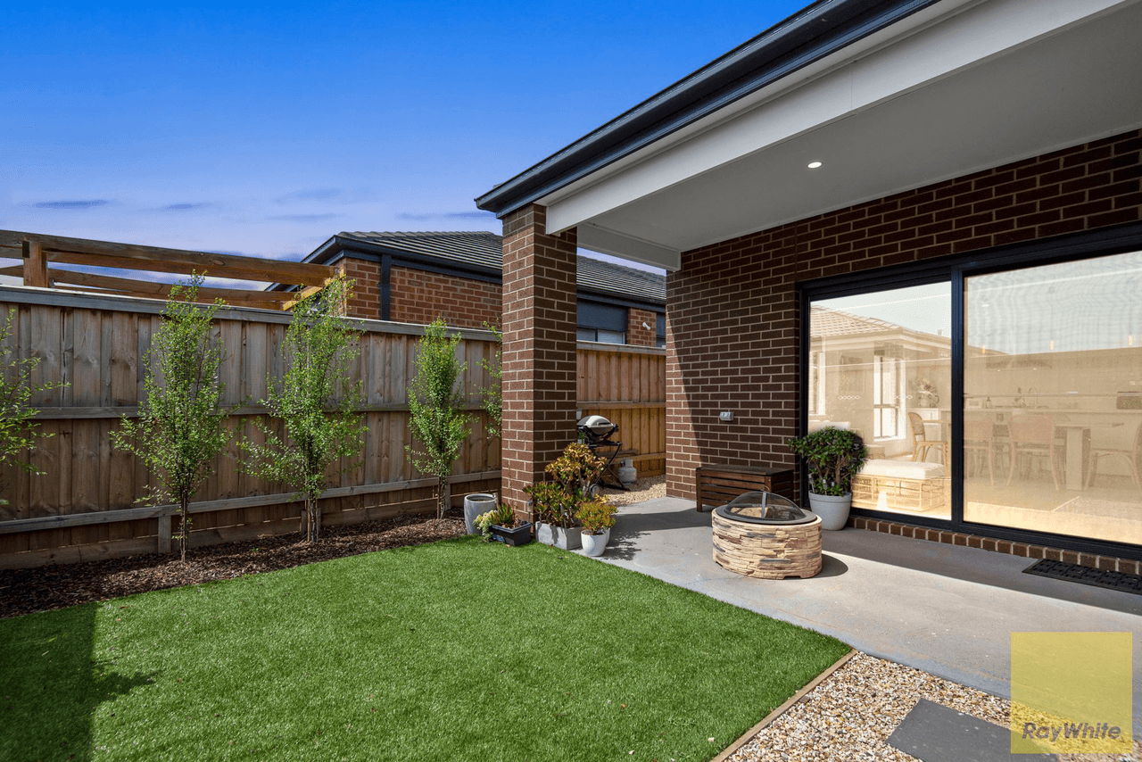 12 Petrolo Street, TRUGANINA, VIC 3029