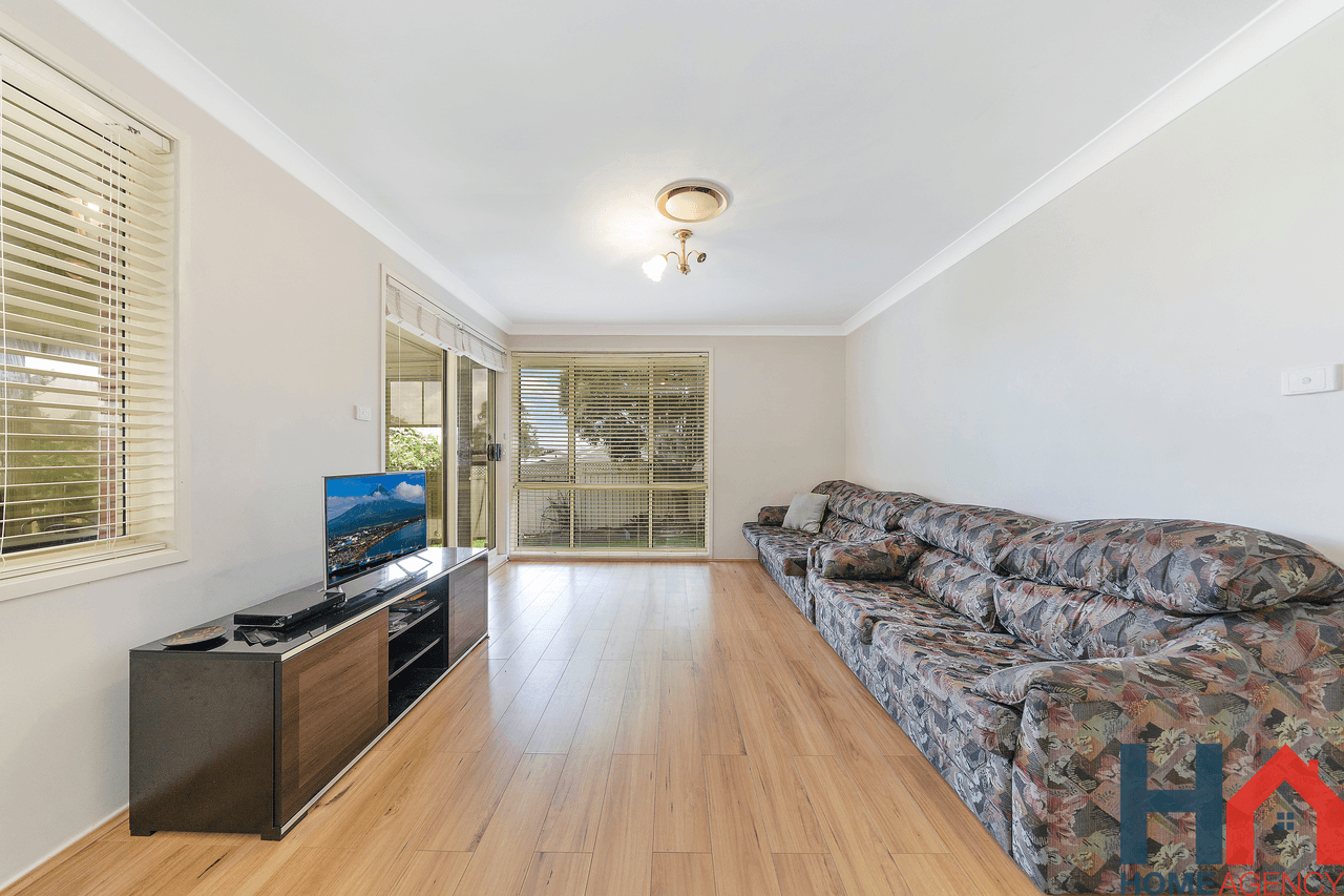 7 Crofton Avenue, TENAMBIT, NSW 2323