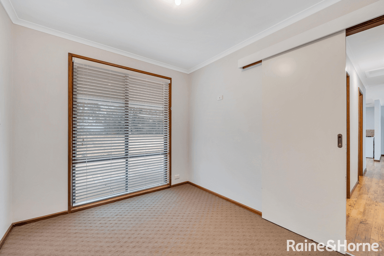 62 Damian Drive, SALISBURY HEIGHTS, SA 5109