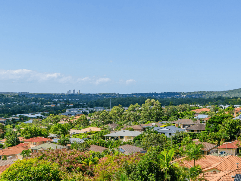 24 Yaldara Street, Pacific Pines, QLD 4211