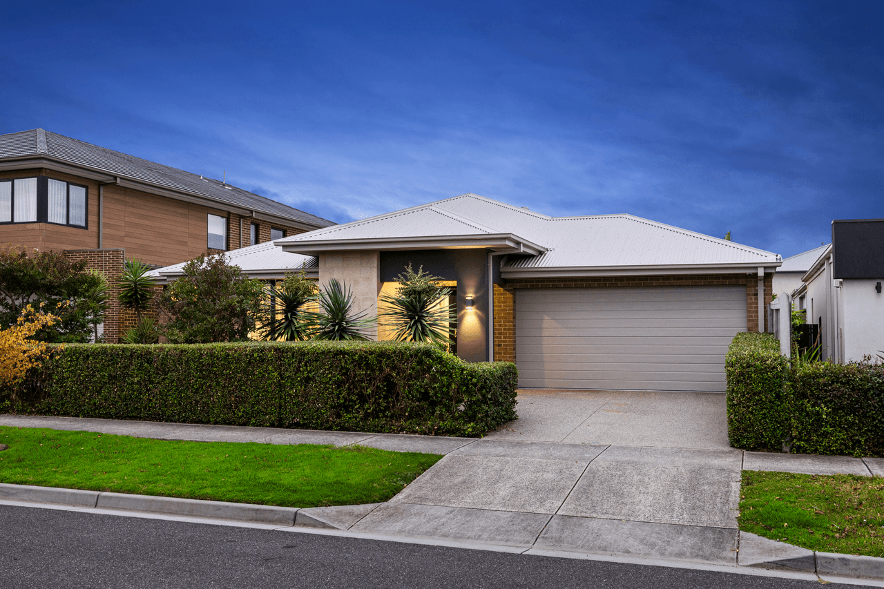 9 Littleshore Crescent, CLYDE NORTH, VIC 3978