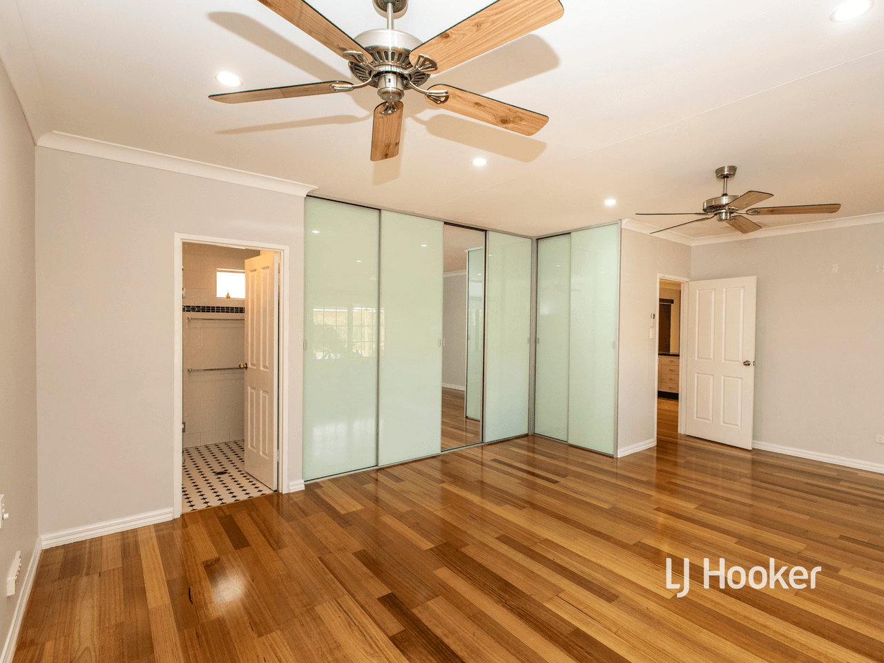 2 Bowman Close, ARALUEN, NT 0870