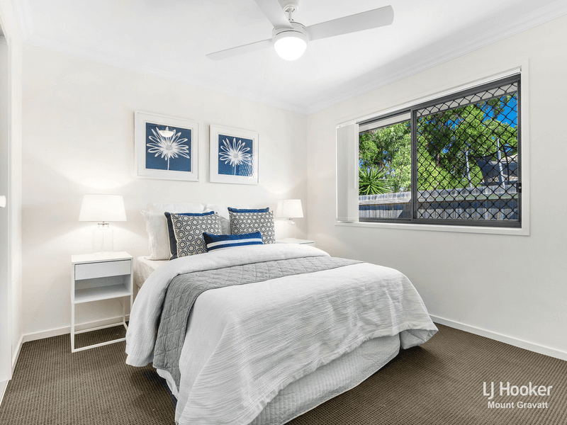 33 Wattle Place, GUMDALE, QLD 4154