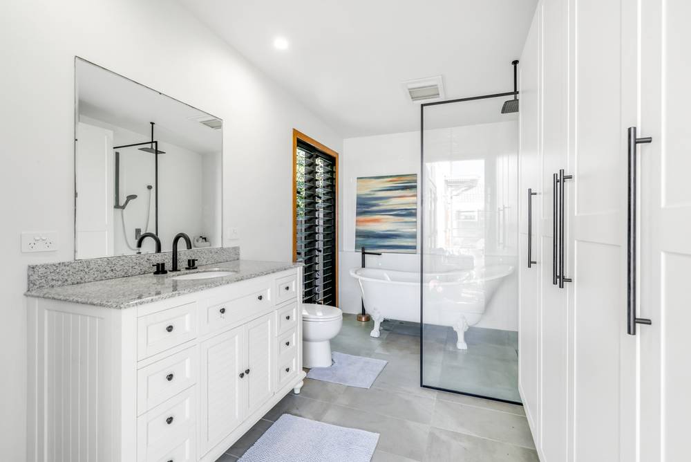 86 Leyte Avenue, PALM BEACH, QLD 4221