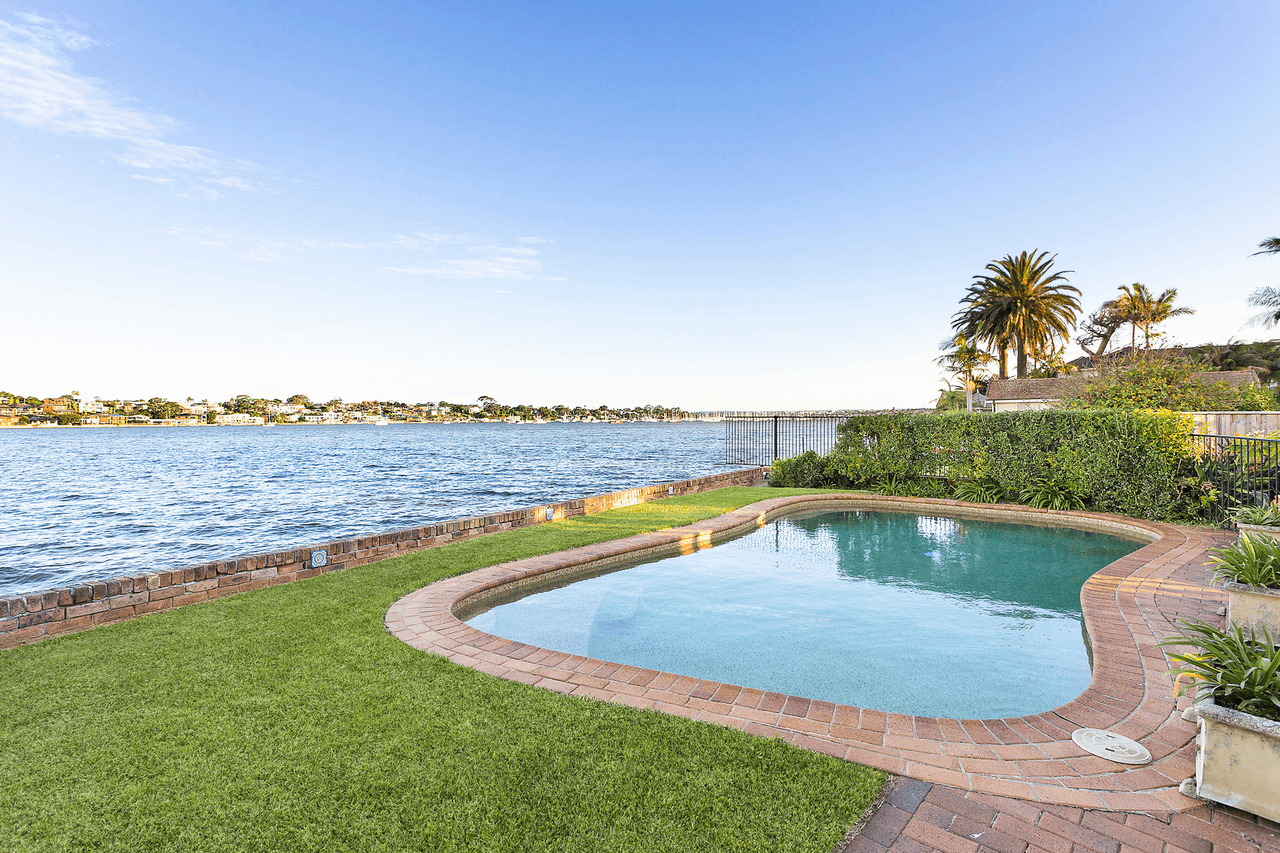 24A Carlton Crescent, Kogarah Bay, NSW 2217