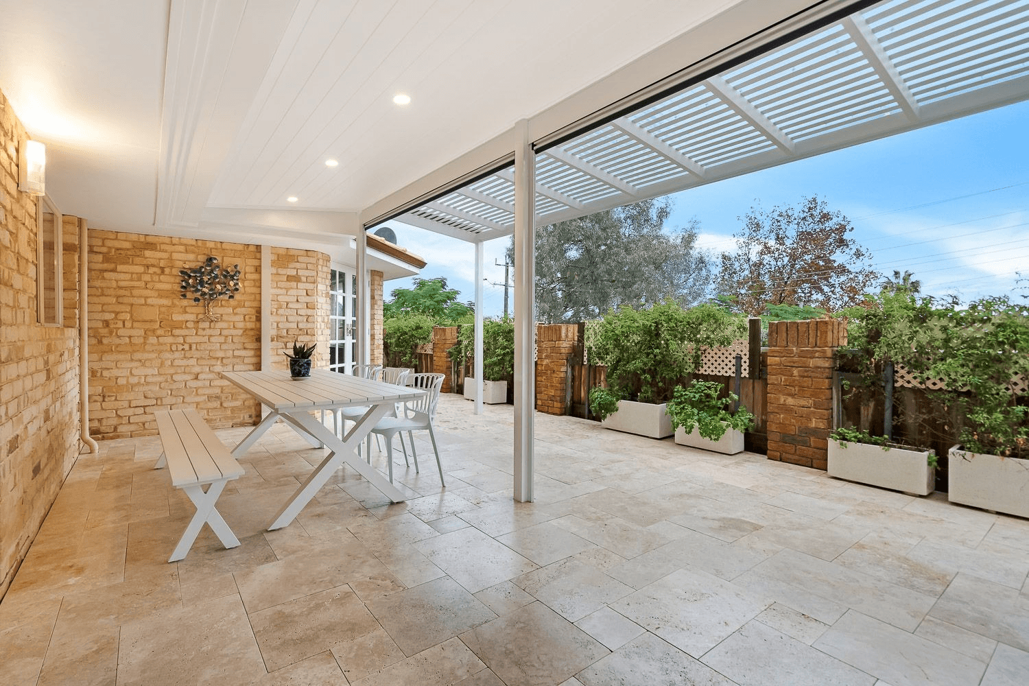 8 Traylen Grove, MOUNT CLAREMONT, WA 6010