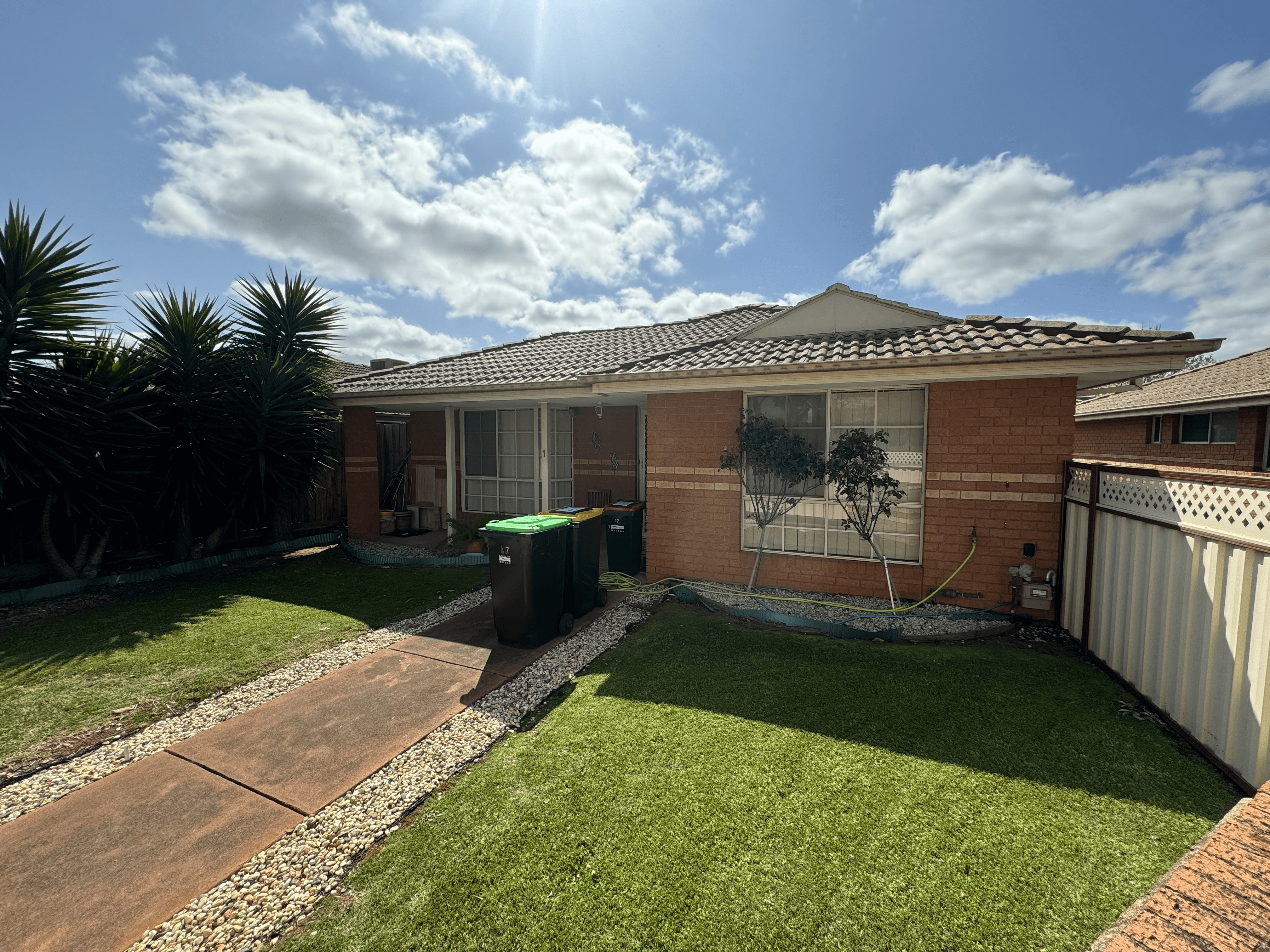 4/17 Toolern Street, Melton South, VIC 3338