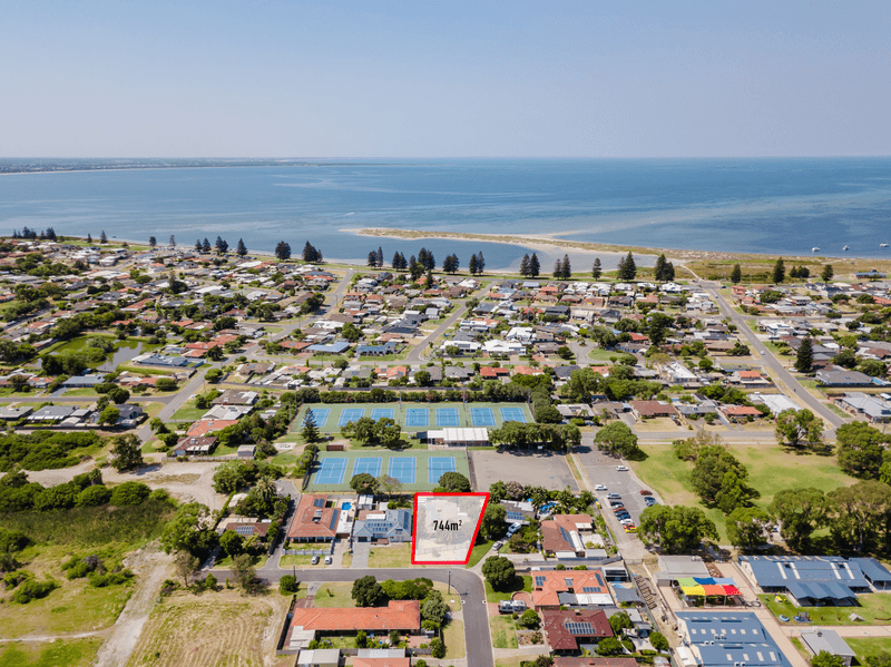 29 Leeder Street, SAFETY BAY, WA 6169