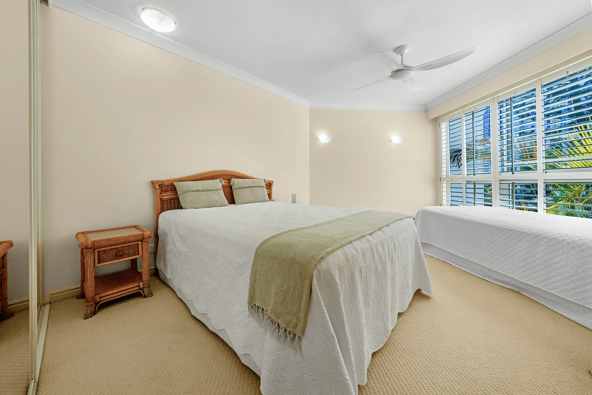 5/100 Old Burleigh Road, BROADBEACH, QLD 4218