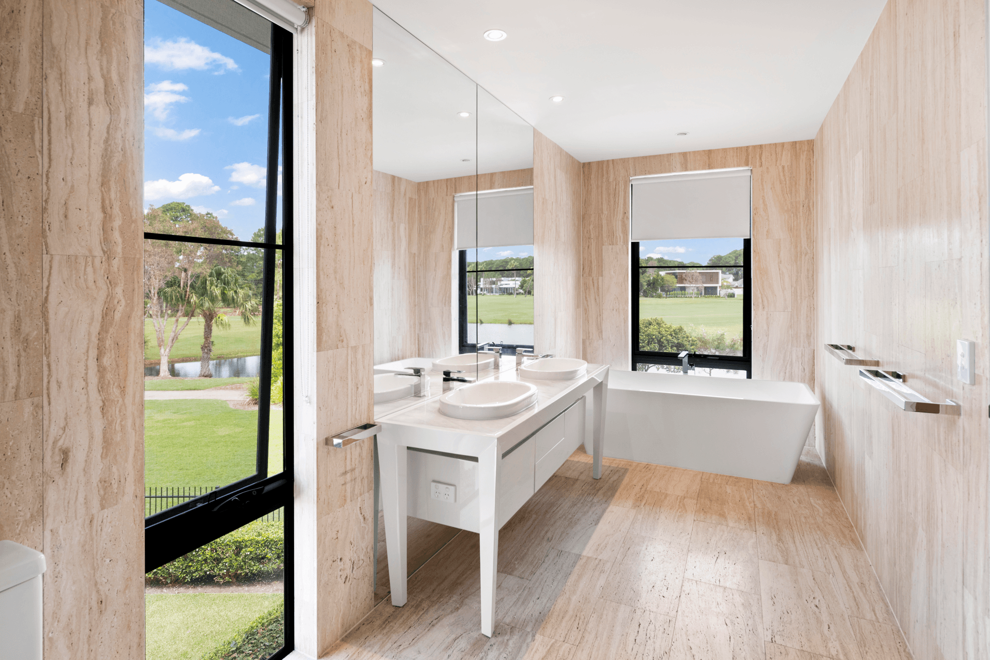 2489 The Parkway, SANCTUARY COVE, QLD 4212