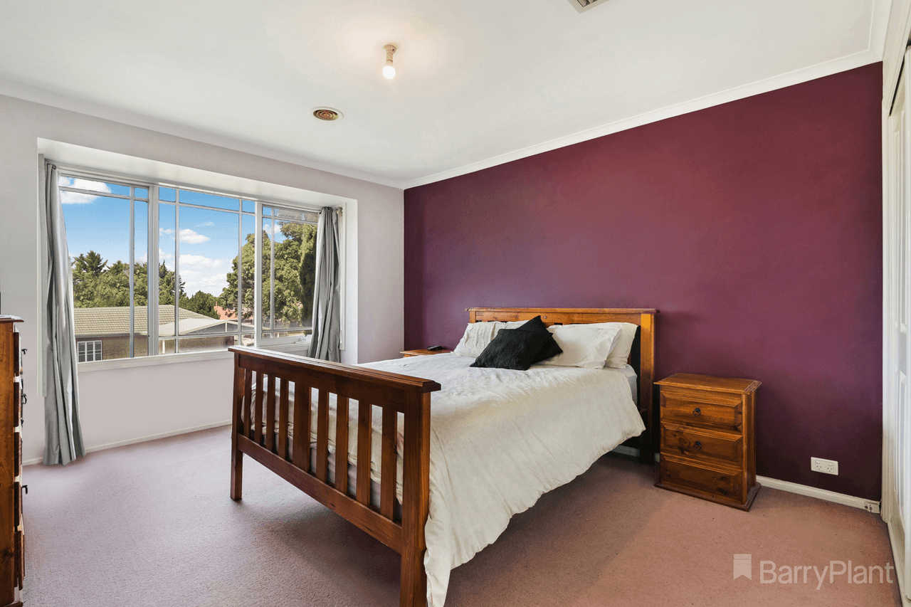 1 Fernshaw Place, SUNBURY, VIC 3429