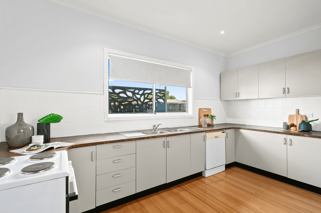 94 Tompson Road, PANANIA, NSW 2213