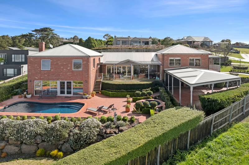 9 Trafalgar Square, Wandana Heights, VIC 3216