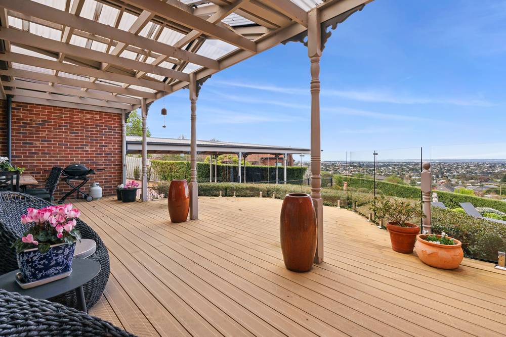 9 Trafalgar Square, Wandana Heights, VIC 3216