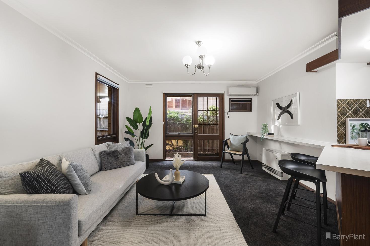 69 Chatsworth Quadrant, Templestowe Lower, VIC 3107