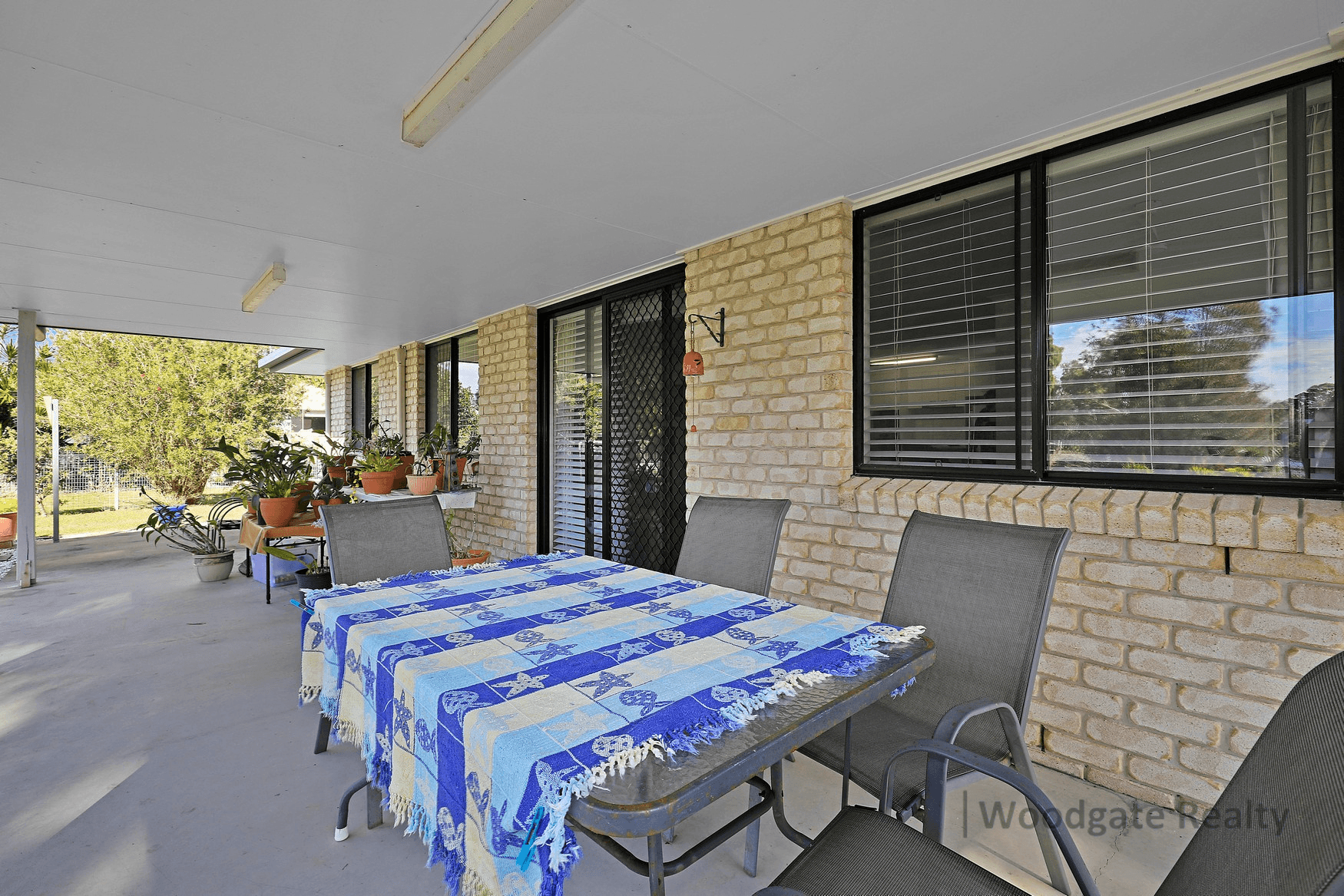 25 Lorikeet Avenue, WOODGATE, QLD 4660