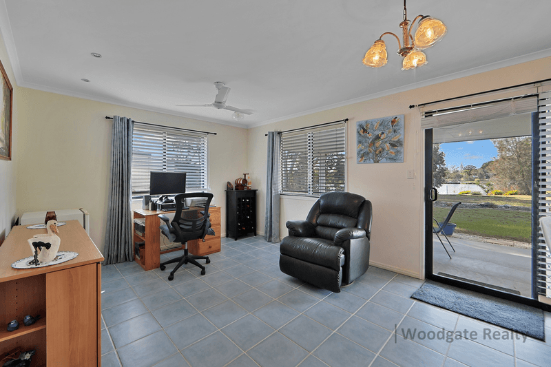 25 Lorikeet Avenue, WOODGATE, QLD 4660