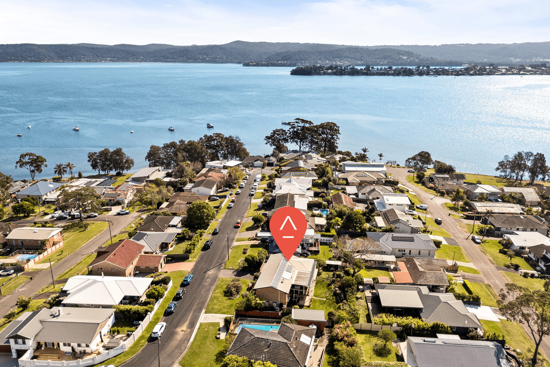 8-10 Berry Avenue, Green Point, NSW 2251