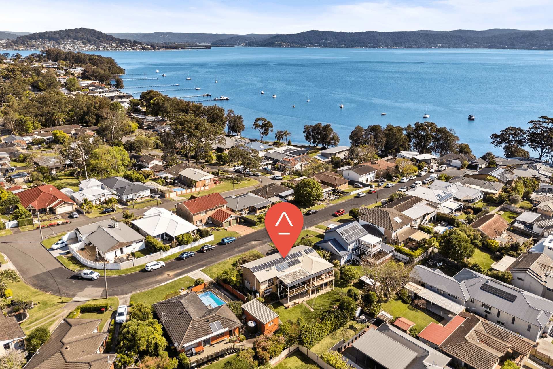 8-10 Berry Avenue, Green Point, NSW 2251