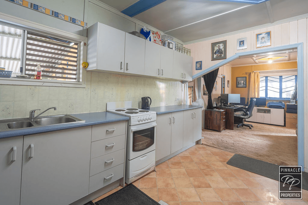 13 Jacob Street, Dinmore, QLD 4303