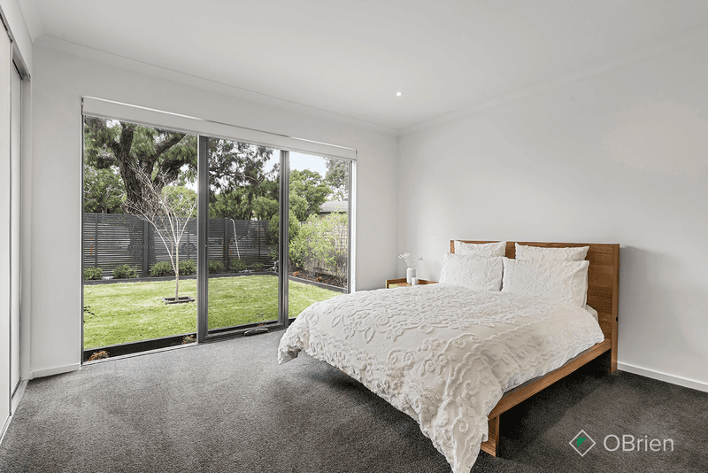 421 Bluff Road, Hampton, VIC 3188