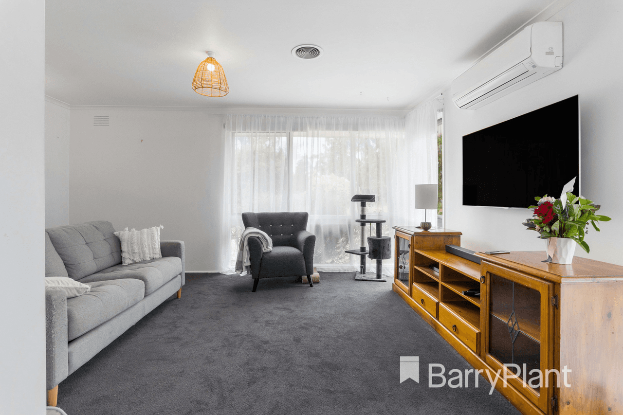 16 Woodland Drive, Albanvale, VIC 3021