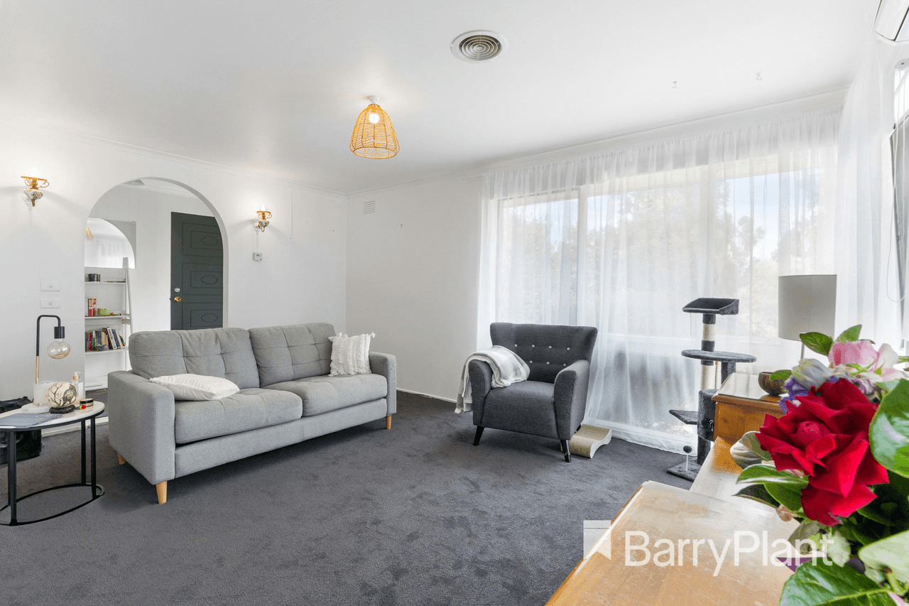 16 Woodland Drive, Albanvale, VIC 3021