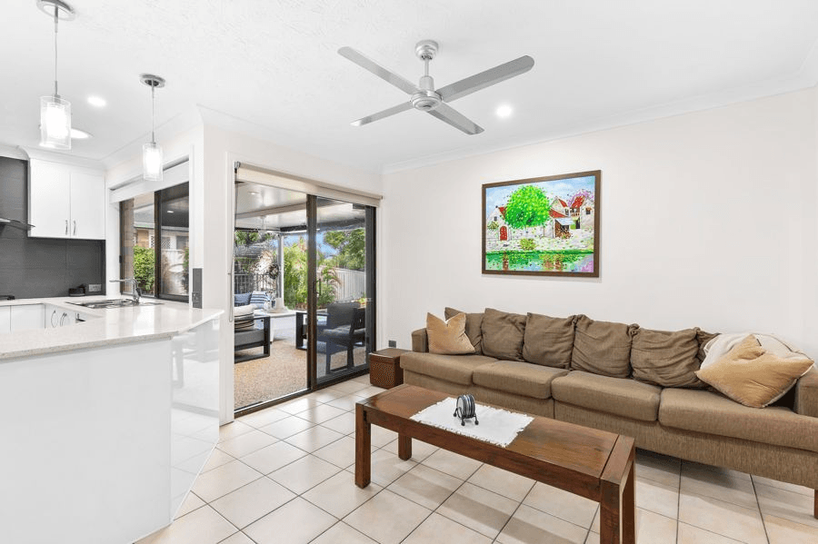 218 Ron Penhaligon Way, ROBINA, QLD 4226