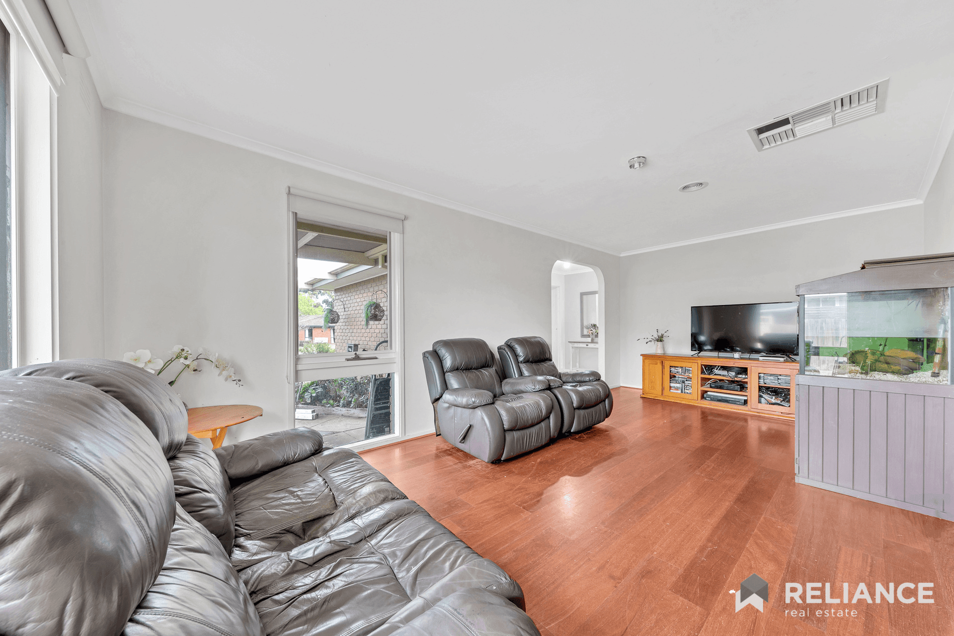 3 Mirboo Court, Brookfield, VIC 3338