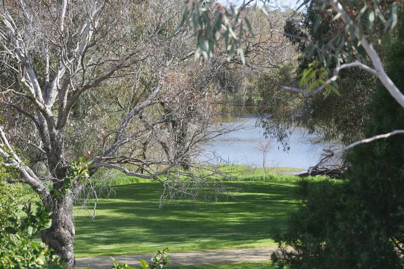 33/309 Harborne Street, Glendalough, WA 6016