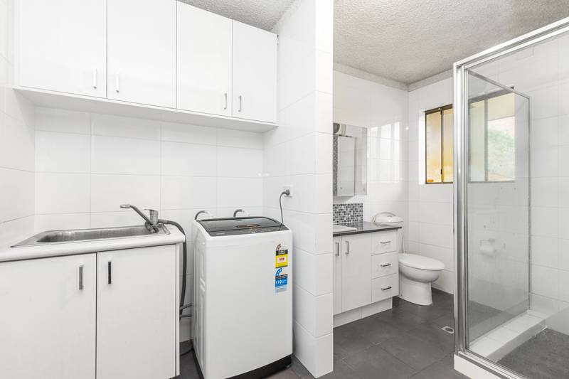 33/309 Harborne Street, Glendalough, WA 6016